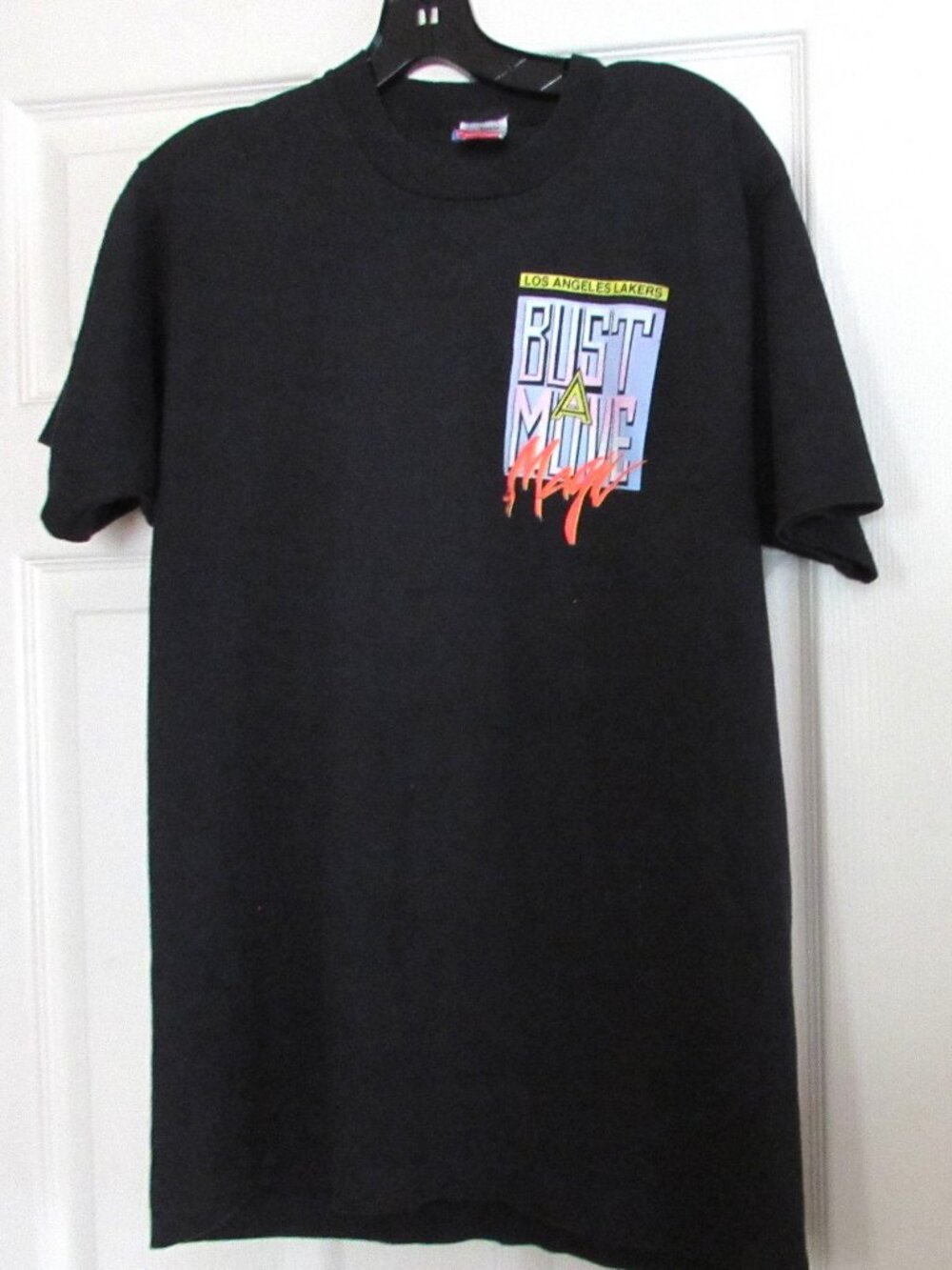 NBA L.A.Lakers Magic Johnson"Bust a Move" graphic  Size L